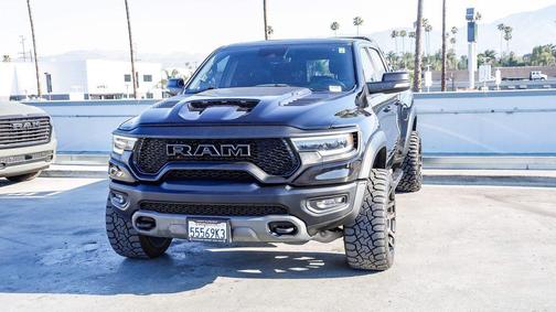 Diamond Black Crystal Pearlcoat 2022 RAM 1500 TRX