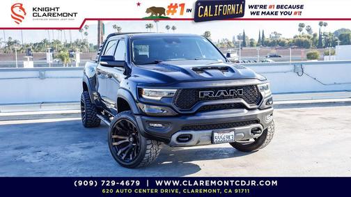 Diamond Black Crystal Pearlcoat 2022 RAM 1500 TRX