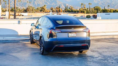 2024 Tesla Model Y Performance Dual Motor All-Wheel Drive