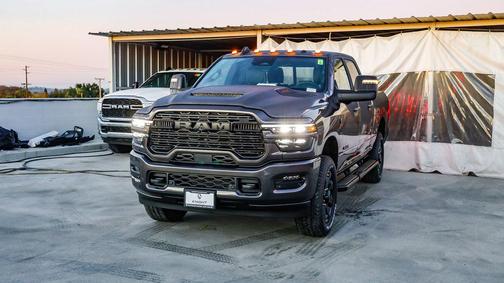 2026 RAM 3500 Laramie Crew Cab 4x4 6'4' Box