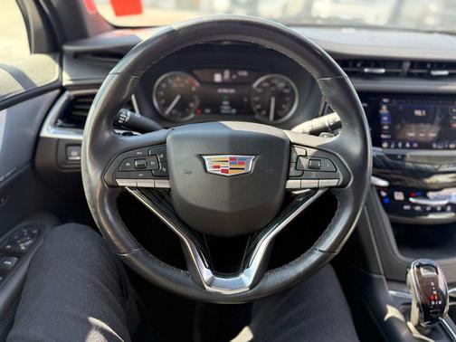 2024 Cadillac XT6 Premium Luxury AWD