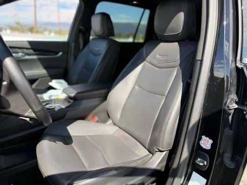 2024 Cadillac XT6 Premium Luxury AWD