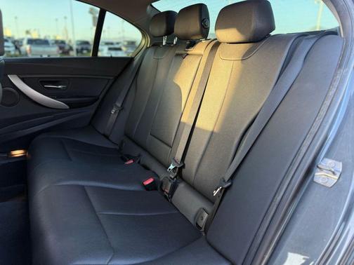 2018 BMW 320 i