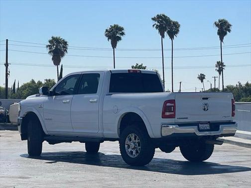 2020 RAM 2500 Laramie Crew Cab 4X4 6'4' Box