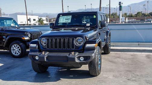 Black Clearcoat 2026 Jeep Wrangler 85th Anniversary