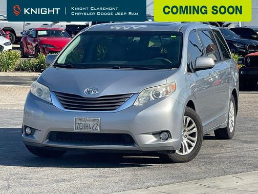 2014 Toyota Sienna XLE