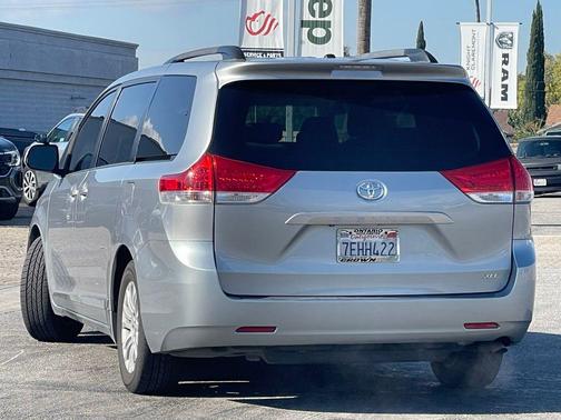 2014 Toyota Sienna XLE