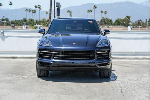 2022 Porsche Cayenne Platinum Edition