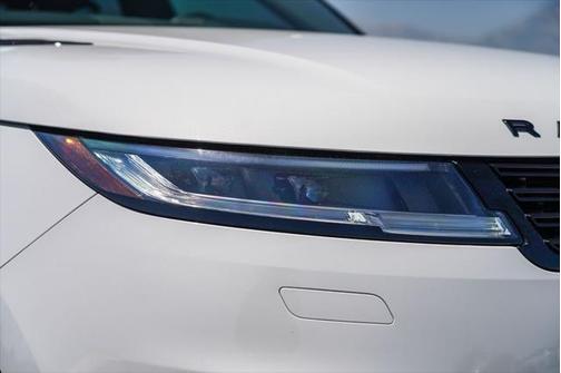 2024 Land Rover Range Rover Sport SE