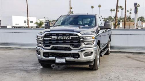 2025 RAM 2500 Tradesman Crew Cab 4x2 6'4' Box