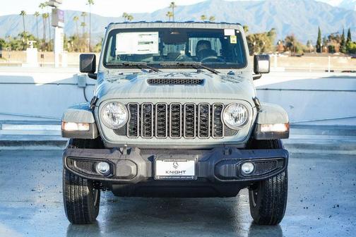 2026 Jeep Gladiator Sport S