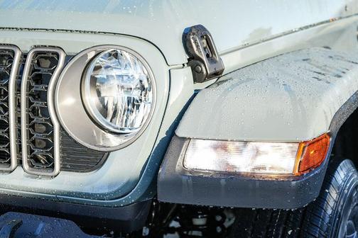 2026 Jeep Gladiator Sport S