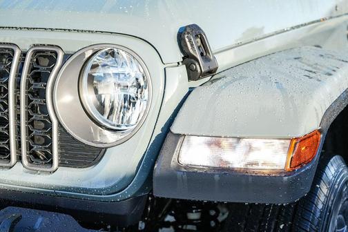 2026 Jeep Gladiator Sport S