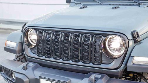 2025 Jeep Gladiator Willys