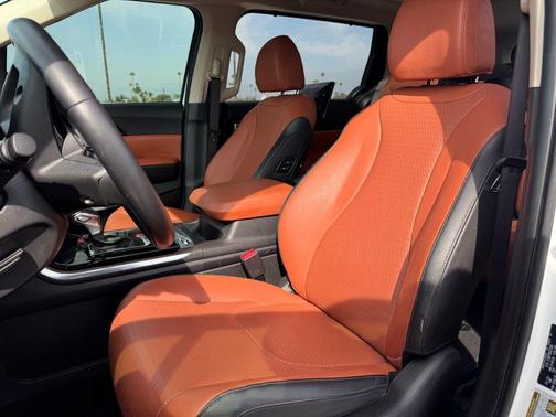 2024 Kia Carnival SX Prestige