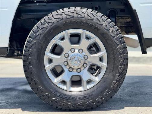 2024 RAM 2500 Laramie Crew Cab 4x4 6'4' Box