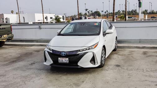 Wind Chill Pearl 2021 Toyota Prius Prime XLE