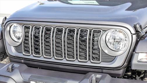 2025 Jeep Gladiator Nighthawk