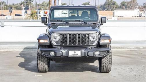 2025 Jeep Gladiator Nighthawk