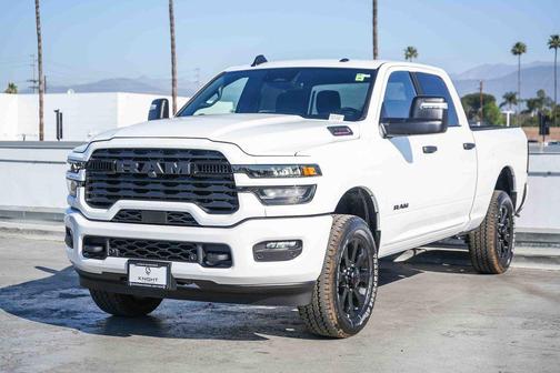 Bright White Clearcoat 2026 RAM 2500 Big Horn Crew Cab 4x4 6'4' Box
