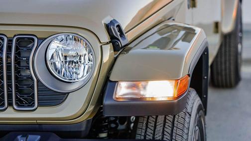 2026 Jeep Gladiator Sport S