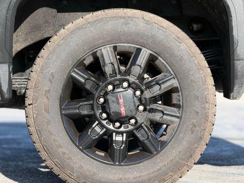 2025 GMC Sierra 2500 AT4