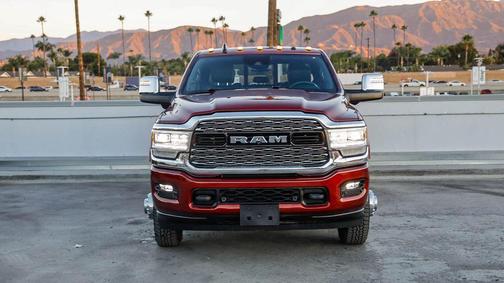 2024 RAM 3500 Limited Crew Cab 4x4 8' Box