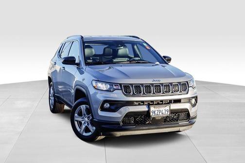2023 Jeep Compass Latitude
