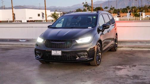 2026 Chrysler Pacifica Limited