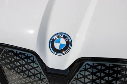 Alpine White 2025 BMW iX xDrive50