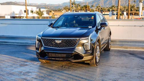 2024 Cadillac XT4 Premium Luxury