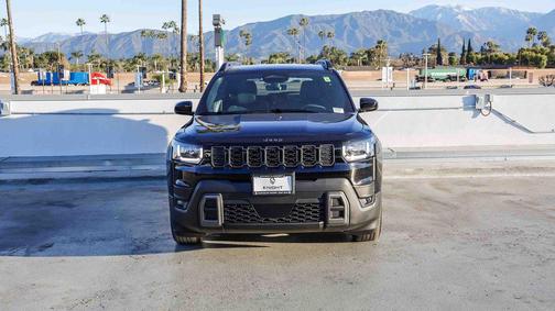 2026 Jeep Cherokee Laredo 4x4