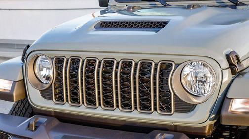 2026 Jeep Gladiator Sport S