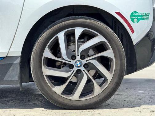 2014 BMW i3 Base w/Range Extender
