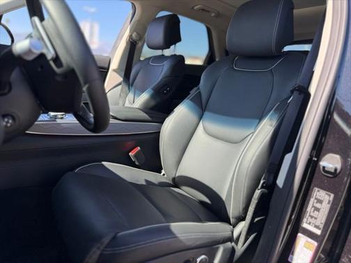 2025 Genesis GV70 2.5T AWD