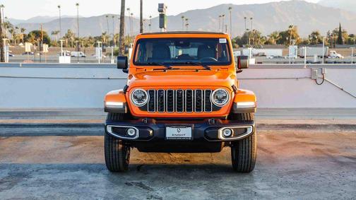 2025 Jeep Wrangler 4-Door Sahara 4x4