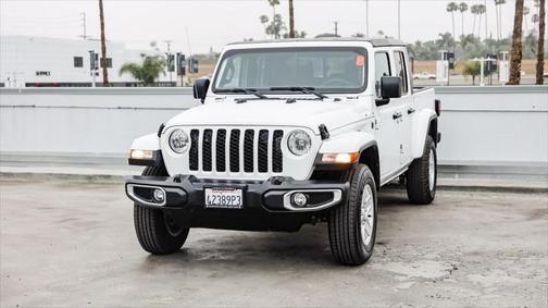 2023 Jeep Gladiator Sport S