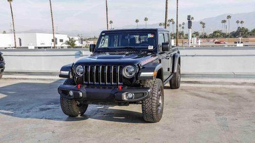 Black Clearcoat 2023 Jeep Gladiator Rubicon