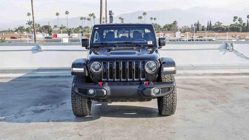 Black Clearcoat 2023 Jeep Gladiator Rubicon