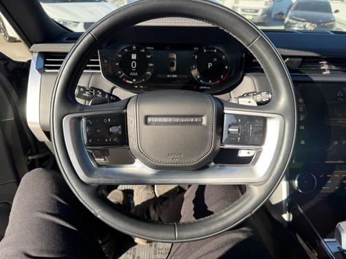 2023 Land Rover Range Rover P530 SE