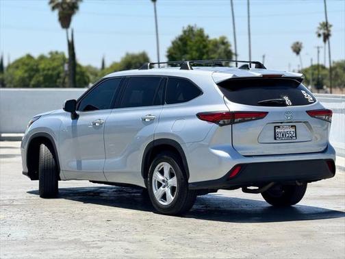 2022 Toyota Highlander L