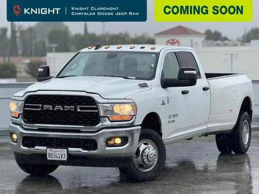 2024 RAM 3500 Big Horn Crew Cab 4x4 8' Box
