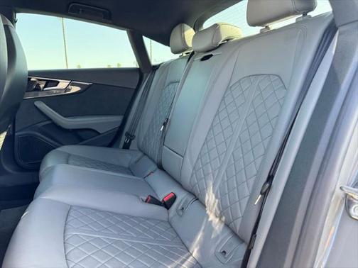 2022 Audi S5 Premium Plus TFSI quattro Tiptronic