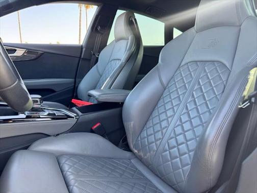 2022 Audi S5 Premium Plus TFSI quattro Tiptronic
