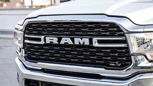 2024 RAM 3500 Big Horn Crew Cab 4x4 8' Box