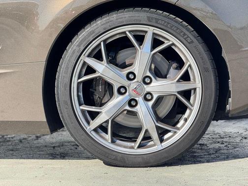 2020 Chevrolet Corvette Stingray w/3LT