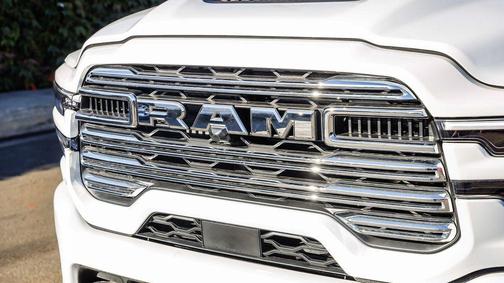 2025 RAM 2500 Laramie Crew Cab 4x4 6'4' Box