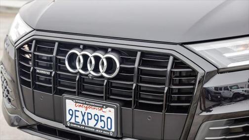 2021 Audi Q7 55 Premium Plus