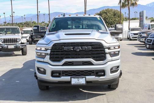 Silver Zynith 2026 RAM 3500 Laramie Crew Cab 4x4 8' Box