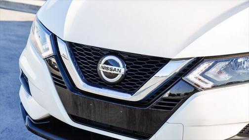 2020 Nissan Rogue Sport SV